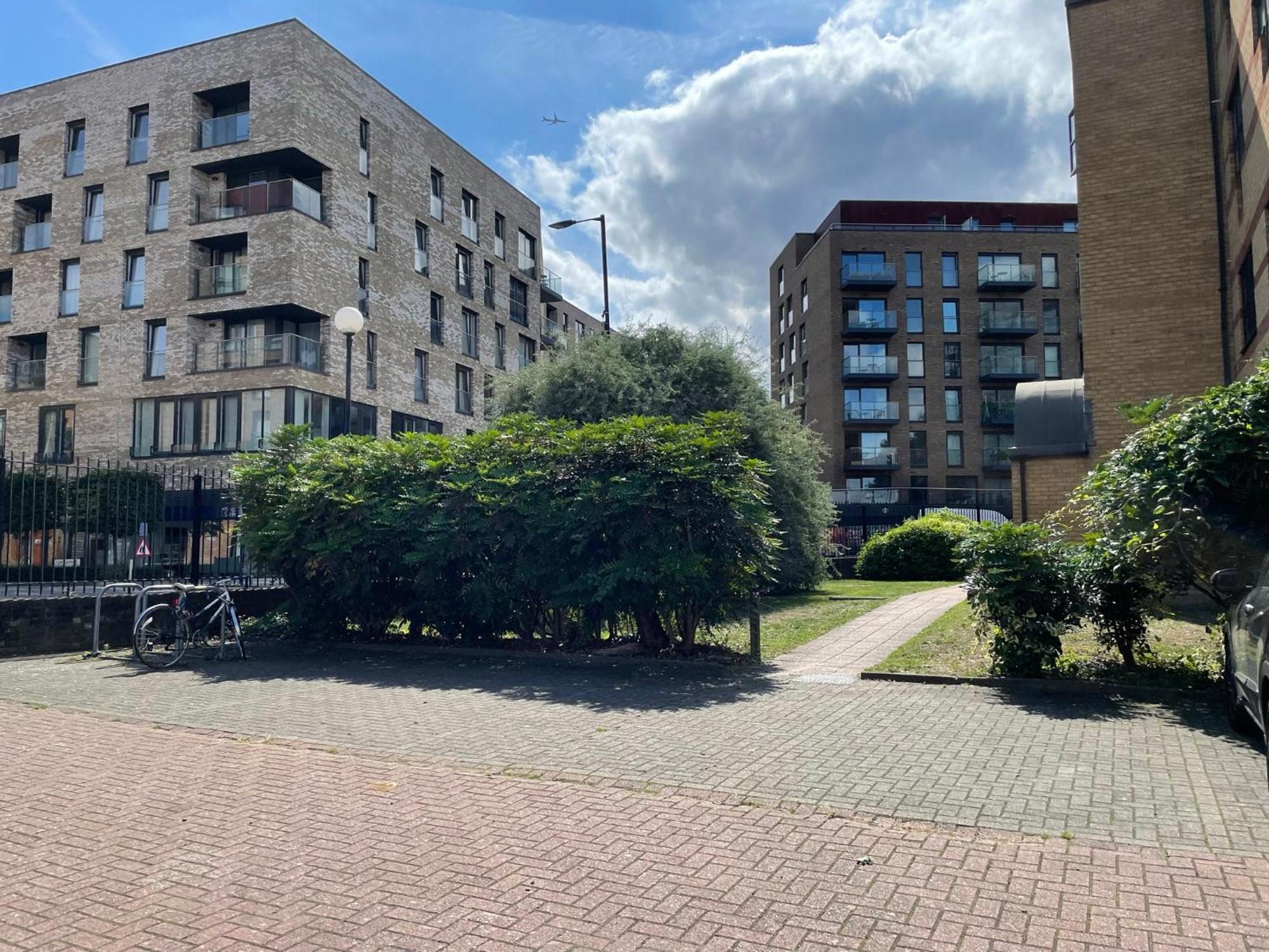 Surrey Docks Se16 Near Canada Water N Easy Access Canary Wharf Лондон Экстерьер фото